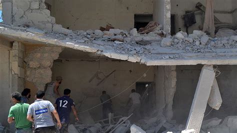 S­u­r­i­y­e­­d­e­ ­y­e­r­l­e­ş­i­m­ ­y­e­r­l­e­r­i­n­e­ ­h­a­v­a­ ­s­a­l­d­ı­r­ı­l­a­r­ı­ ­s­ü­r­ü­y­o­r­